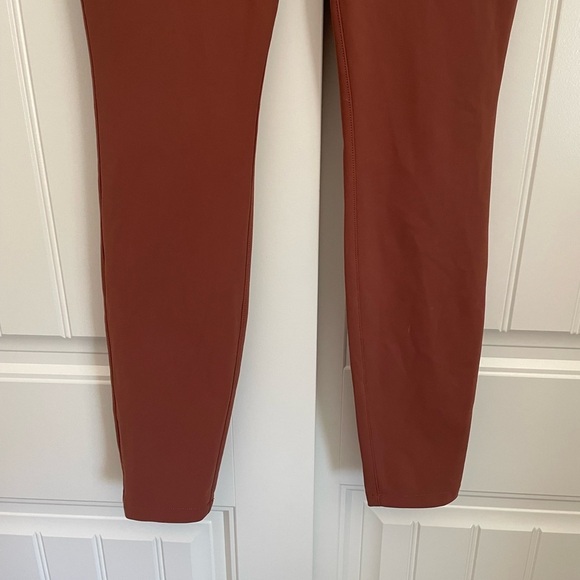 Lululemon City Sleek Slim-Fit 5 Pocket High-Rise Pant
Ancient Copper  size 29 - Picture 5 of 11
